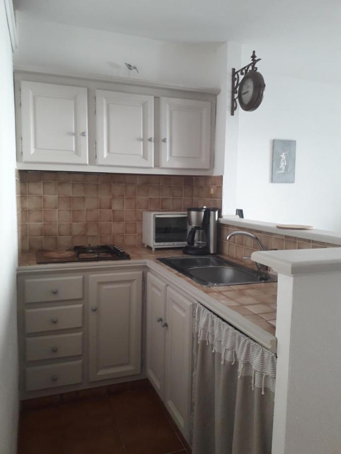 Appartement Calme A Deux Pas De La Mer Сент-Мари-де-ла-Мер Экстерьер фото